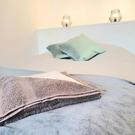 Maison d'hôtes - Proche Aéroport - Privées Beauvais